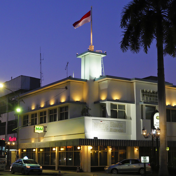 ホテル王サーキーズ ブラザーズの傑作 、 マジャパヒト スラバヤ 【インドネシアのお薦めホテル】