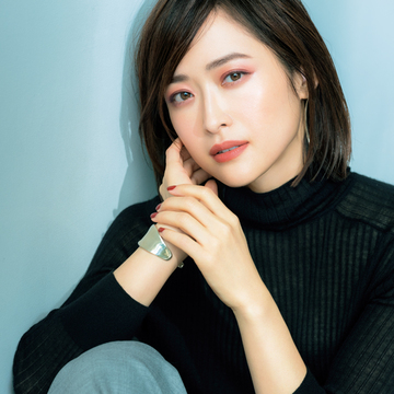 ボルドーづくしの目もとなら、女らしさも知性も3割増し【顔映えアイカラー】