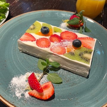 フルーツサンドが食べたくて♡UNIQLOセットアップ