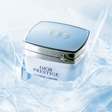 【50代おすすめ新作コスメ】安倍佐和子さんが賭ける！パルファン・クリスチャン・ディオールの「プレステージホワイト ラ クレーム ルミエール N」