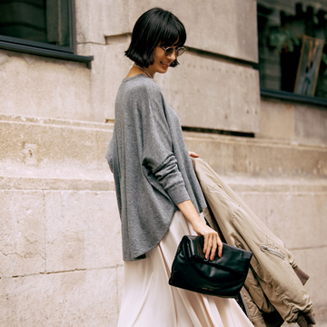 【2021秋冬最新ニット】着丈の前後差×旬のデザインでおしゃれに体型カバー