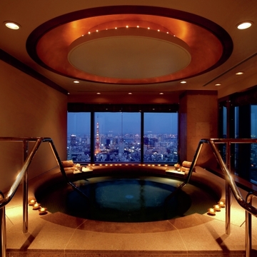 『ザ・リッツ・カールトン スパ 東京』で夏に向けて健康で美しい素足に仕上げる