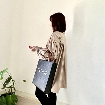 日本初店舗のビュリーカフェへ