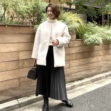 ZARAエコレザースカートで神社参拝