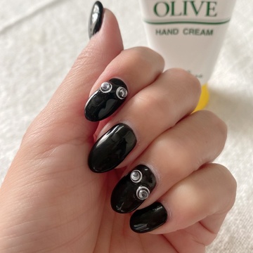 お気に入りのハンドクリームと最近のネイル