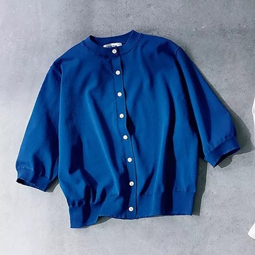 【ニットの洗い方】洗濯方法から干し方まで詳しく解説！