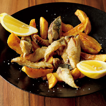 オリーブオイルでサックリ揚げ！「鯵とじゃがいものフリット」レシピ