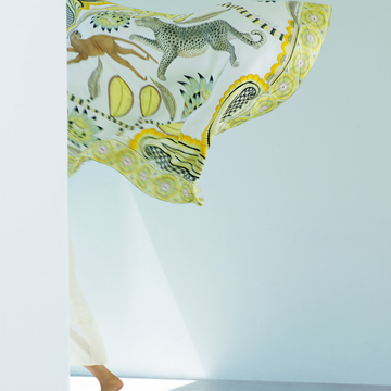 50代を素敵に見せる「スカーフの巻き方」 photo gallery