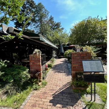 酒蔵散策と美酒香るランチ