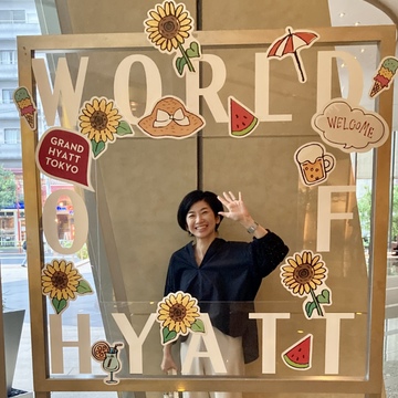 アフタヌーンティー　テーマは「不思議の国のアリス」