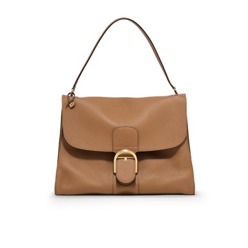 【eclat’s pick up】デルヴォーの名品バッグがしなやか素材に更新！大人のエフォートレスな美しさを表現する