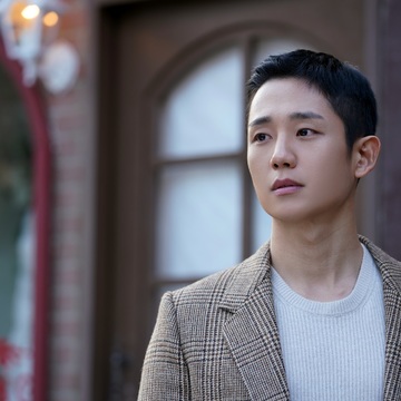 “国民的年下彼氏”チョン・ヘインの極上メロドラマ『スノードロップ』【見ればキレイになる⁉韓流ドラマナビvol.21 前半】