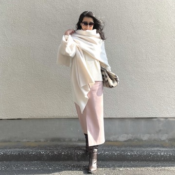 この冬、私の一押し！羽織るだけで素敵になれた大判ホワイトストール