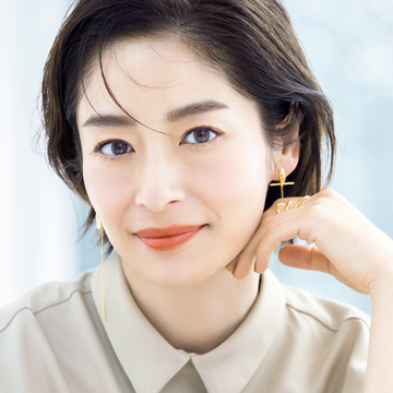 大人の目もとが生き返る「活力アイライン」、ぼんやり目には“引き締めライン”、かぶり目には“引き上げライン”を