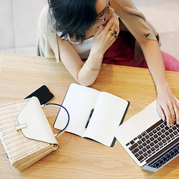 【2023年最新かごバッグ】「ヴァレクストラ」のバッグで夏の装いを軽やかに！