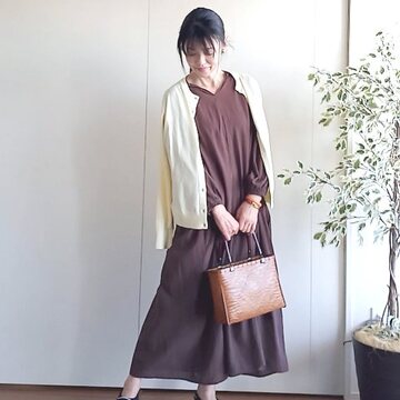 流行のイエローを★ユニクロのカーディガン♬