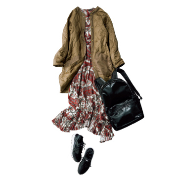 スニーカーを大人っぽく使いこなすには？【大草直子のファッション相談室】