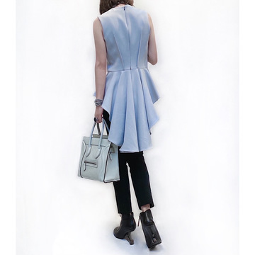 新入りショートブーツで大人綺麗目コーデ 