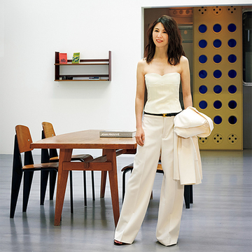 【短期連載】雨宮塔子が見つけた“パリ”おしゃれの感性 vol.3「パリの肌見せバランス」