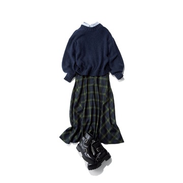 ボリュームブーツを合わせてトラッドコーデを鮮度よく引き締める！気温12℃｜2/25(日)【50代の毎日コーデ】