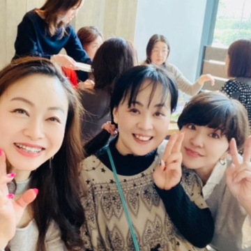 エクラ世代のリアル異業種交流会✨