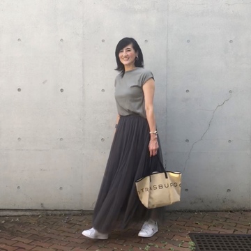 プチプラチュールスカートで秋コーデ