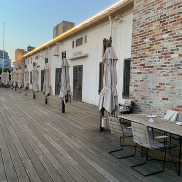 天王洲アイルの夕暮れ時