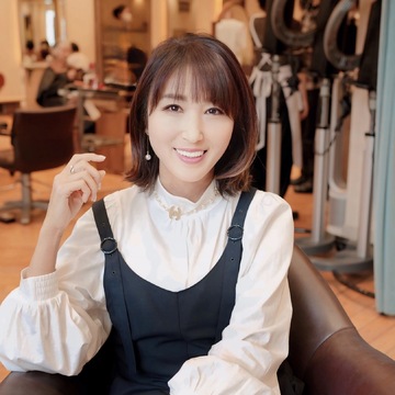 【冬のNEWヘア】新しい年に向けて、フレンチボブにチェンジ！