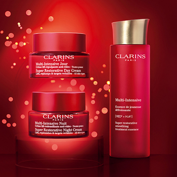 女性の一生に寄り添うクラランスと考える。更年期世代はスキンケアの見直しどき！