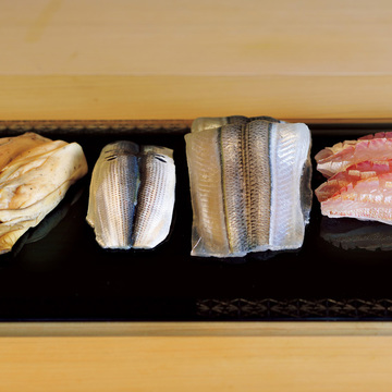 札幌で研究家肌の主人がにぎる妥協なき鮨　鮨 一幸