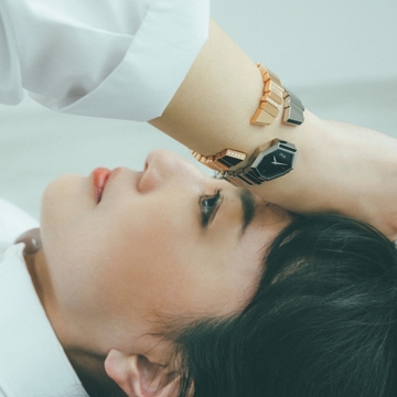 DIORの「ジェム ディオール」【板谷由夏×伊藤美佐季の「ドラマを生むジュエリー」】