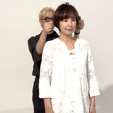 クセを生かした丸みショートヘアで若々しく