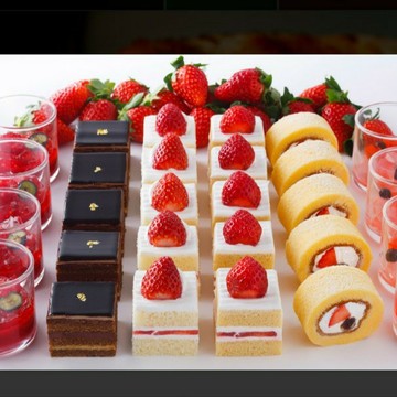 旬のいちごを贅沢に