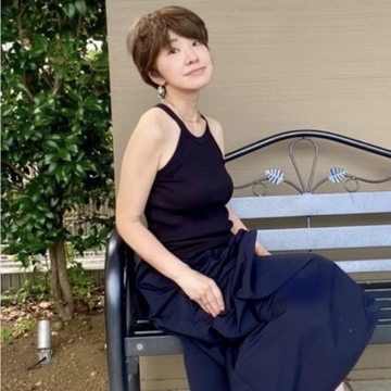 暑い日、ユニクロの色違いのタンクトップで涼しげコーデ✨