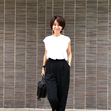 きれい目Tシャツコーデ