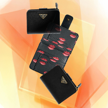 キャッチーなリップマークの虜になる！プラダの新作財布をチェック【eclat’s pick up】