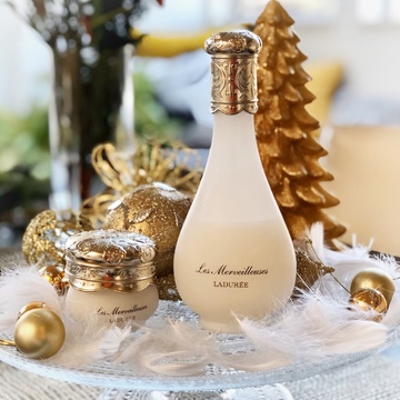 朝のスタートはラデュレから♡