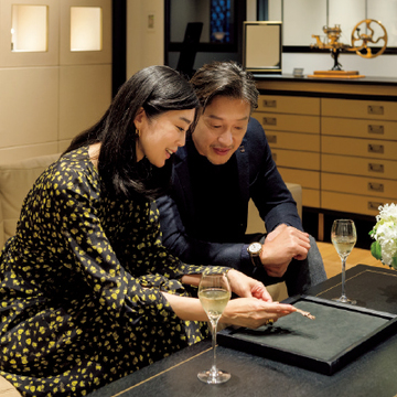 高級サロンで試着「ヴァシュロン・コンスタンタン」【パートナーと正統派の時計店へ④】