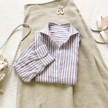 ストライプのリネンシャツ