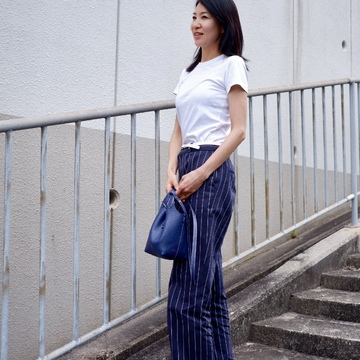 【ユニクロ】シンプルな白Tシャツ簡単コーデ