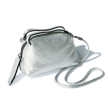 「GIANNI CHIARINI」のALIFA S、過去に即完売を記録した人気バッグを夏スタイルのアクセントに