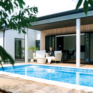 【センスがいい人のセカンドハウスのインテリア】元エクラ華組 近藤和子さんは、家族の理想がそろった家で2拠点暮らし