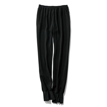 今から春まで活躍！大ヒットボトム“とろみスリットリブパンツ”