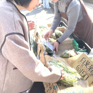 地元の朝市に行ってきました♪