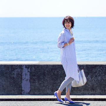 プチプラも上手にIN。エクラ華組、春の「着映えシャツ」コーデ　五選