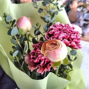 お花のマルシェで、素敵なお花と、素敵な出会い♪