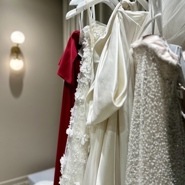 楽しいWドレス試着同行の日々🎵