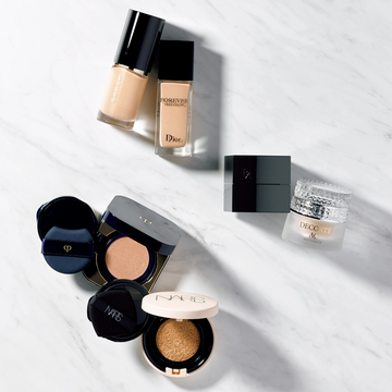 【毛穴＆シワをカバーするファンデーション6選】リキッド、クリーム、クッションから好みのテクスチャーを選んで