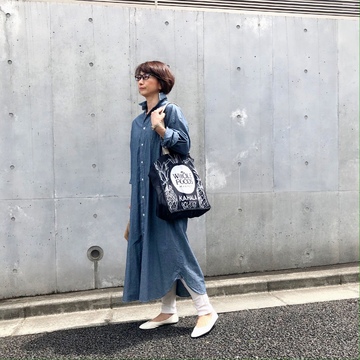 ゆったりでスッキリな、シャツワンピース