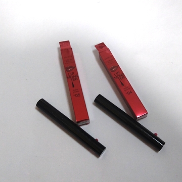 リップモンスターとポッピングシルエットシャドウ